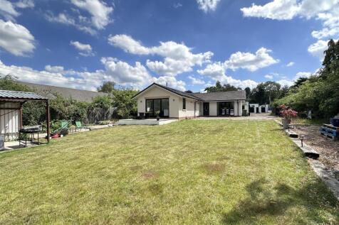 Forest Lane, Kirklevington, TS15 9GF 2 bed detached bungalow for sale