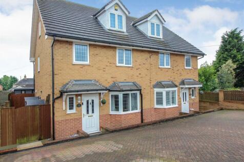 4 bedroom semi-detached house for sale