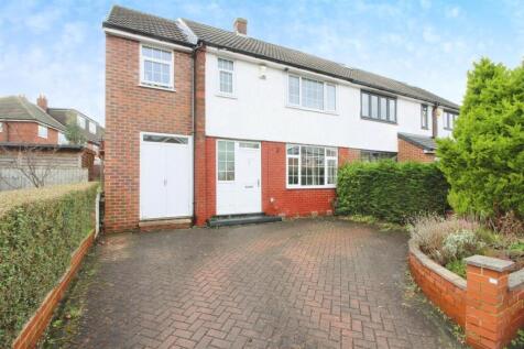 4 bedroom semi-detached house for sale