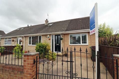 2 bedroom semi-detached bungalow for sale