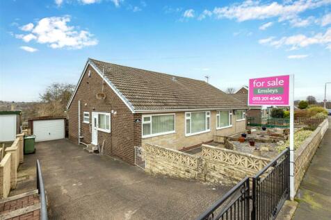 2 bedroom semi-detached bungalow for sale