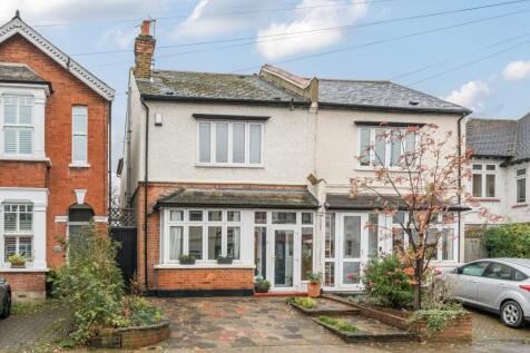 Gloucester Road, Kingston Upon... 3 bed semi