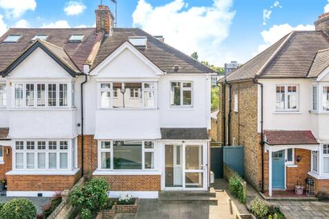 5 bedroom semi-detached house for sale