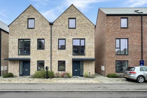 Clara Rackham Street, Cambridge CB1 3 bed semi