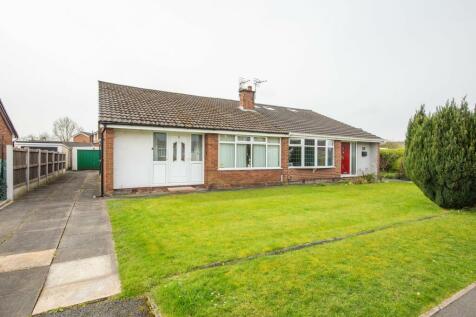 3 bedroom semi-detached bungalow for sale