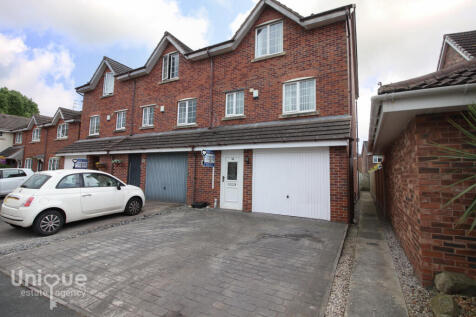 4 bedroom end of terrace house for sale