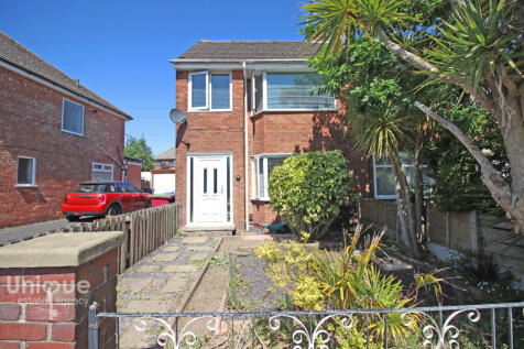 Hastings Avenue,  Blackpool, FY2 3 bed semi