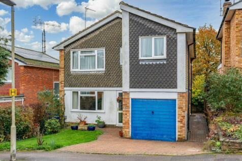 St. Leonards Road, Hertford SG14 4 bed detached house for sale