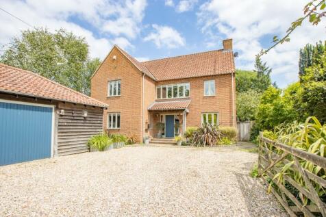 6 bedroom detached house for sale