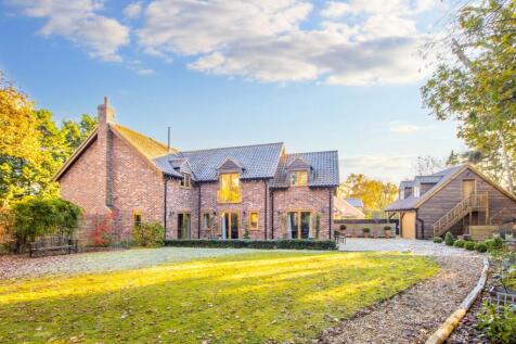 East Winch Road, Ashwicken 4 bed detached house for sale