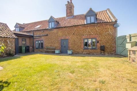 4 bedroom barn conversion for sale