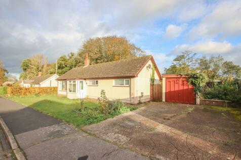 3 bedroom detached bungalow for sale