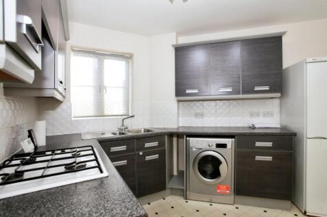 2 bedroom ground floor flat for sale
