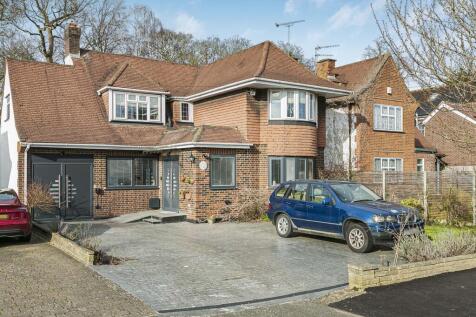 5 bedroom house for sale