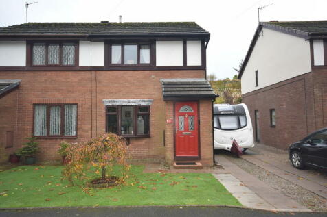 2 bedroom semi-detached house for sale