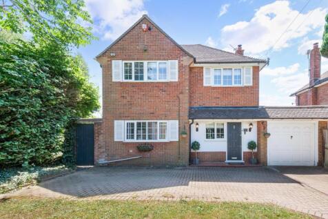 Smithy Close, Lower Kingswood 3 bed detached house for sale