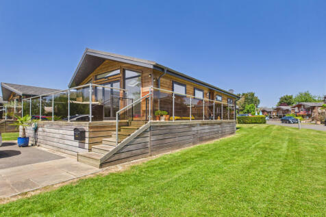 Marlow SL7 2 bed lodge for sale