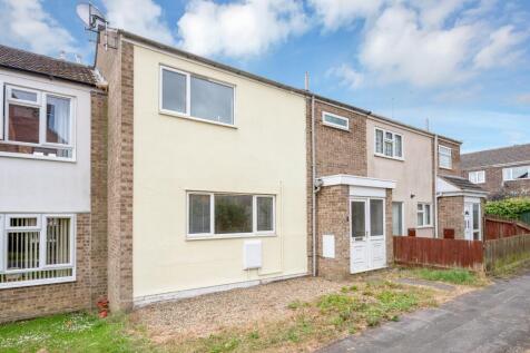 Malvern Walk, Oakham 3 bed terraced house for sale