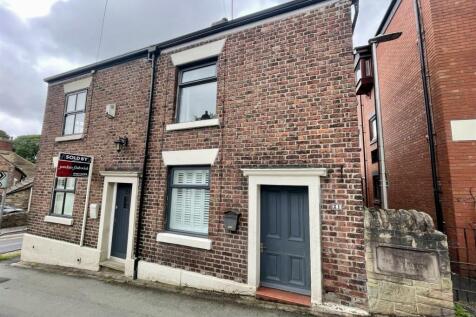 Buxton Old Road, Disley, Stockport 2 bed cottage for sale