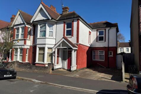 1 bedroom flat for sale