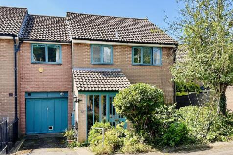 5 bedroom house for sale