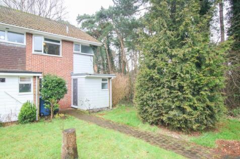 Holland Pines, Bracknell, RG12 3 bed end of terrace house for sale