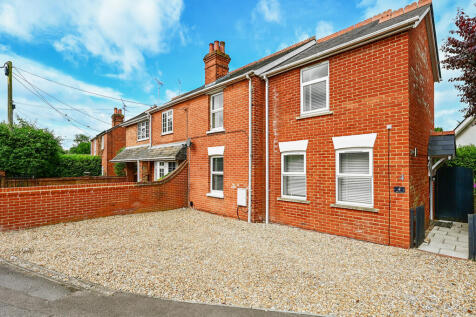 4 bedroom semi-detached house for sale