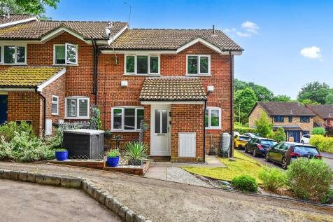 2 bedroom end of terrace house for sale