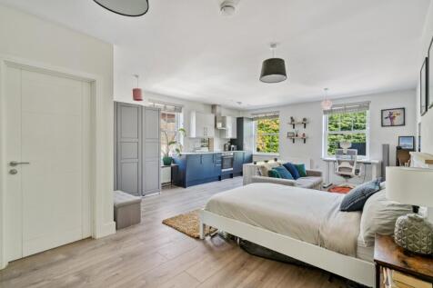 Penn House, High Street... Studio for sale