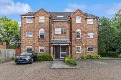 Salters Close, Rickmansworth, WD3 2 bed apartment for sale