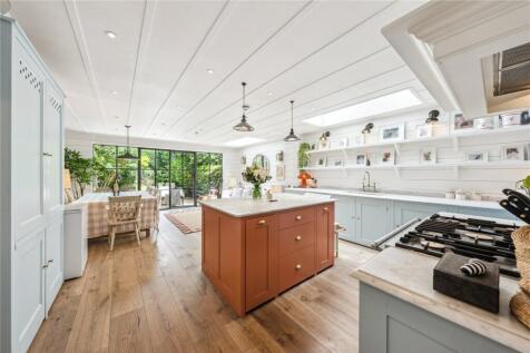 Hendham Road, SW17 5 bed end of terrace house for sale