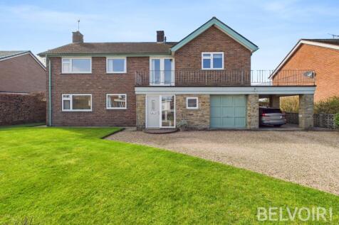 Diamond Ridge, Barlaston, ST12 4 bed detached house for sale