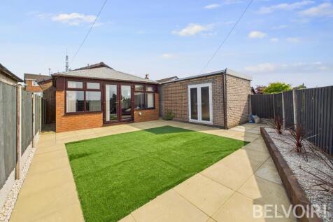 Alfreton Road, Fenpark, Stoke On... 2 bed bungalow for sale