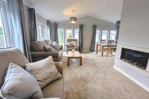 2 bedroom park home for sale