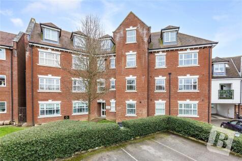 Walter Mead Close, Ongar, CM5 2 bed apartment for sale