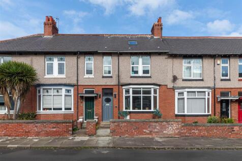 5 bedroom terraced house for sale