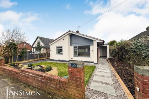 2 bedroom detached bungalow for sale