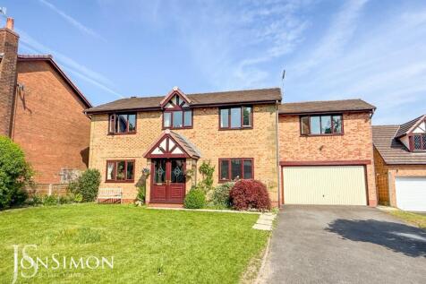 5 bedroom detached house for sale