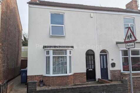 Forster Street, Gainsborough 3 bed semi