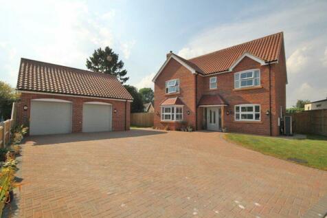 4 bed detached house