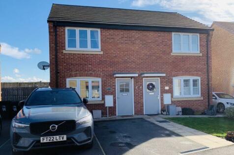 2 bedroom semi-detached house for sale