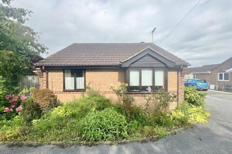 2 bedroom detached bungalow for sale