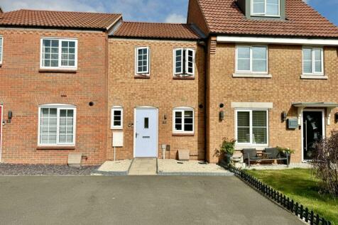 2 bedroom terraced house for sale