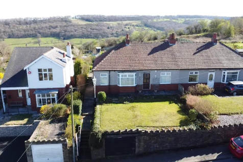 Kaye Lane, Almondbury, Huddersfield... 3 bed semi