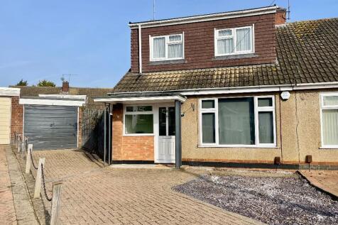 4 bedroom semi-detached house for sale