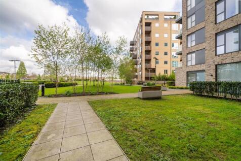 Cherry Orchard Road, Croydon, CR0 1 bed flat for sale