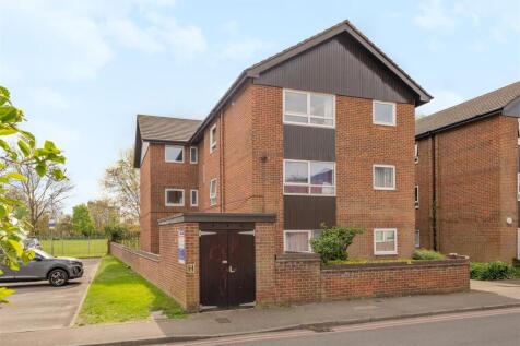 Nightingale Way, Swanley, Kent, BR8 1 bed flat for sale