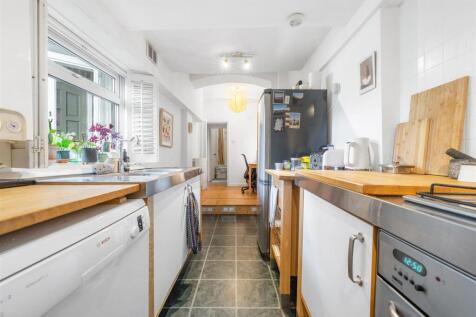 Anerley Park, Anerley, London, SE20 1 bed flat for sale