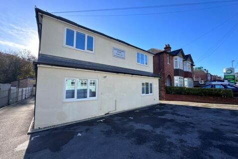 Portsmouth Road 2 bed flat for sale