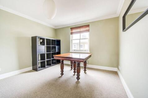 Canterbury Road, Kilburn, London, NW6 2 bed flat for sale